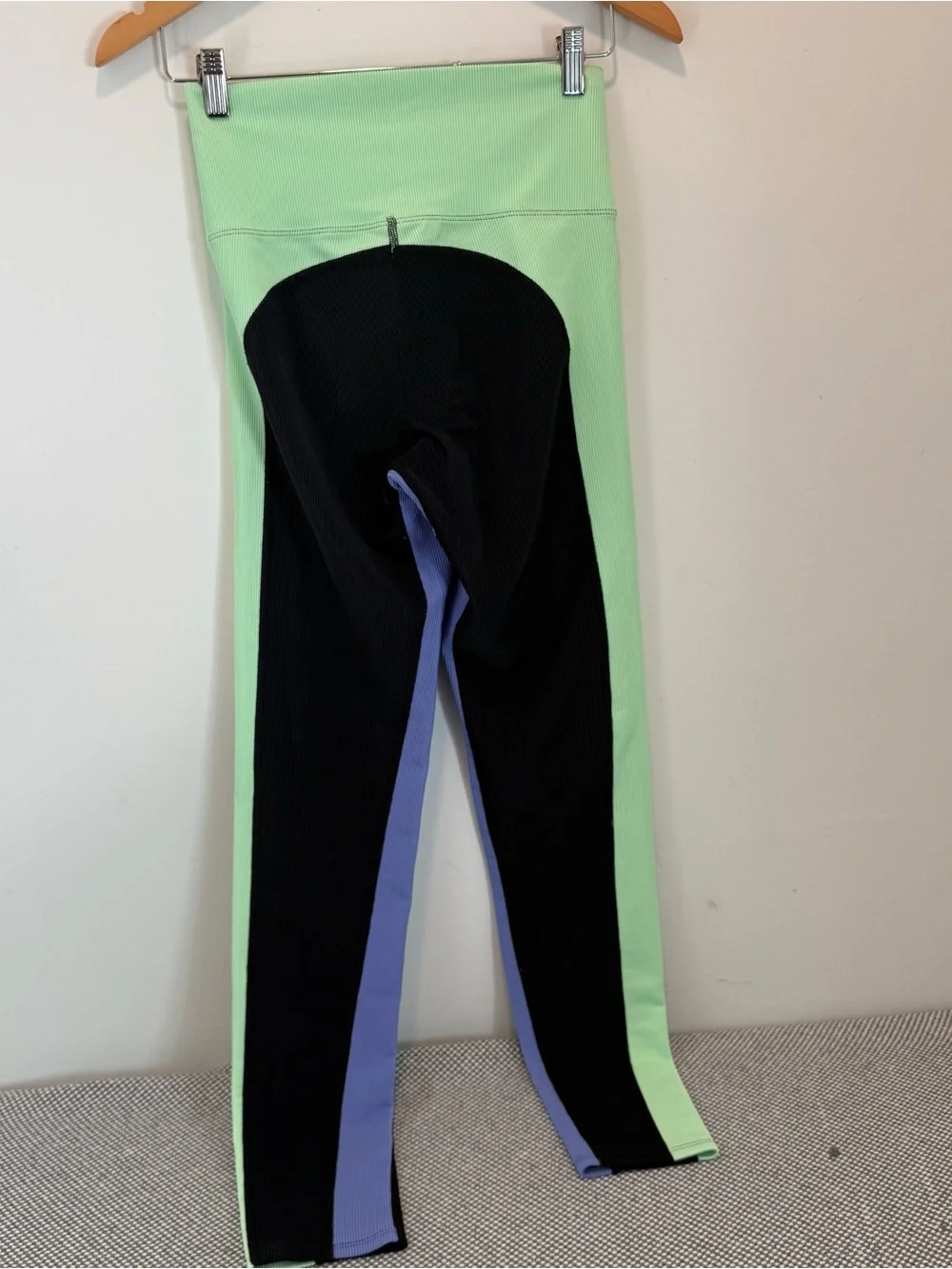 Beach Riot Color Block Leggings size M